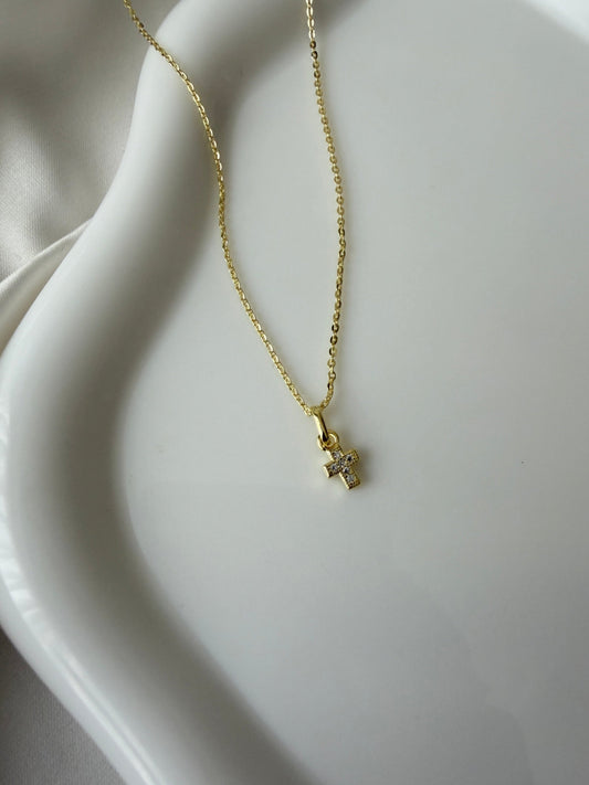 Collar Cruz Aurora | Enchape Oro 18k