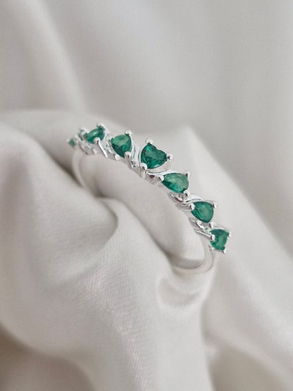 Anillo Corona con Circones Color Esmeralda