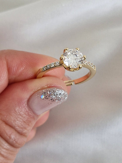 Anillo gran circón