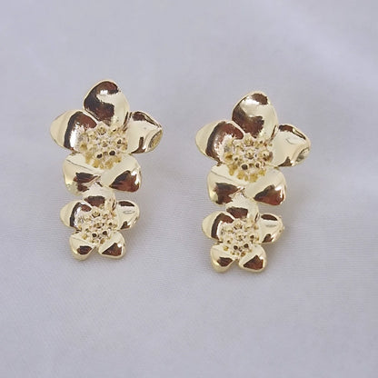 Aros doble flor hawaiana
