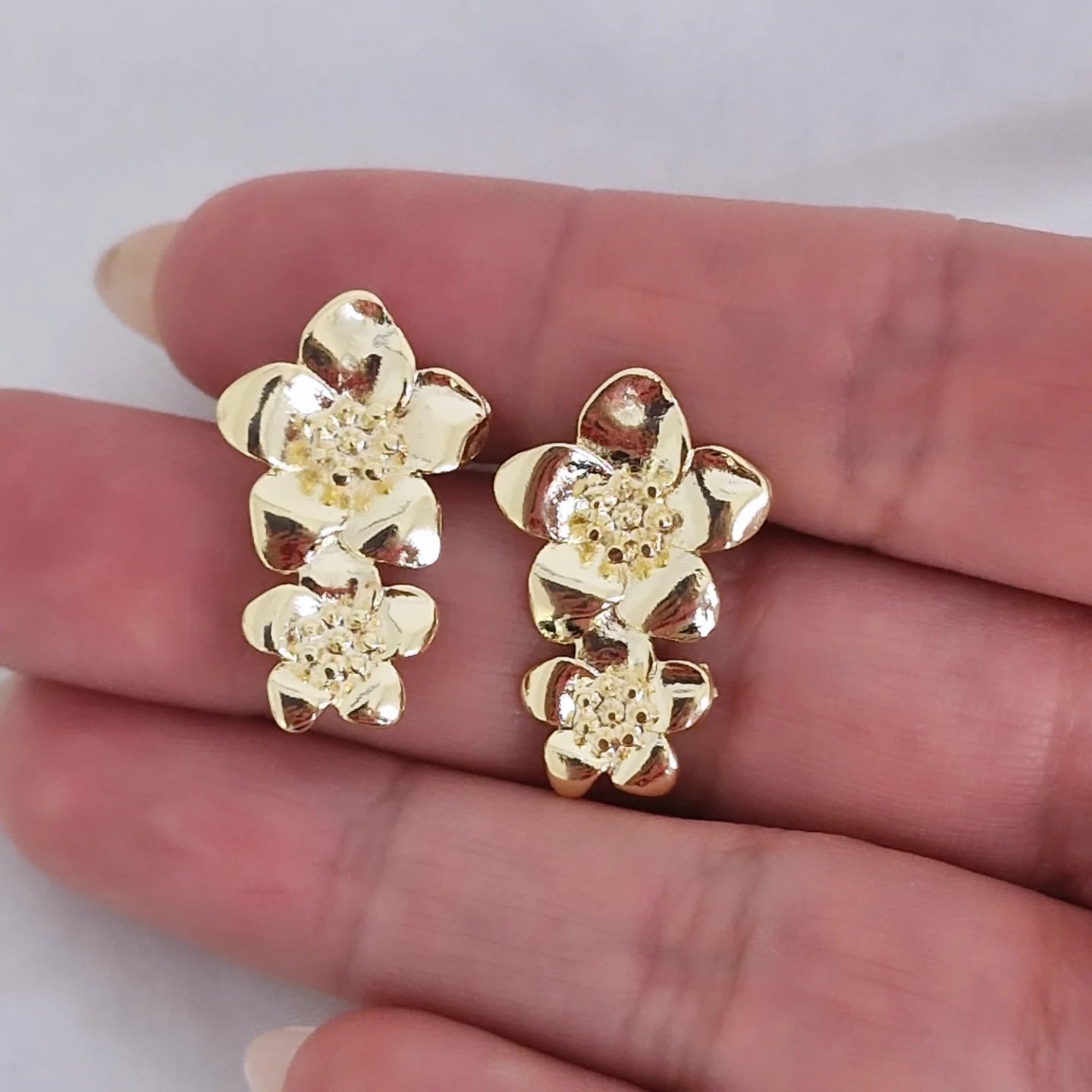 Aros doble flor hawaiana