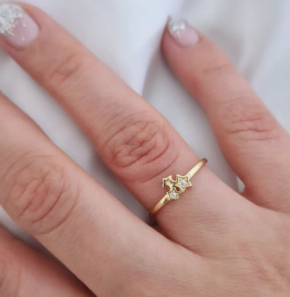 Anillo tres estrellas con circón