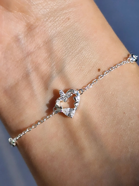 Pulsera corazón con mariposa y circones