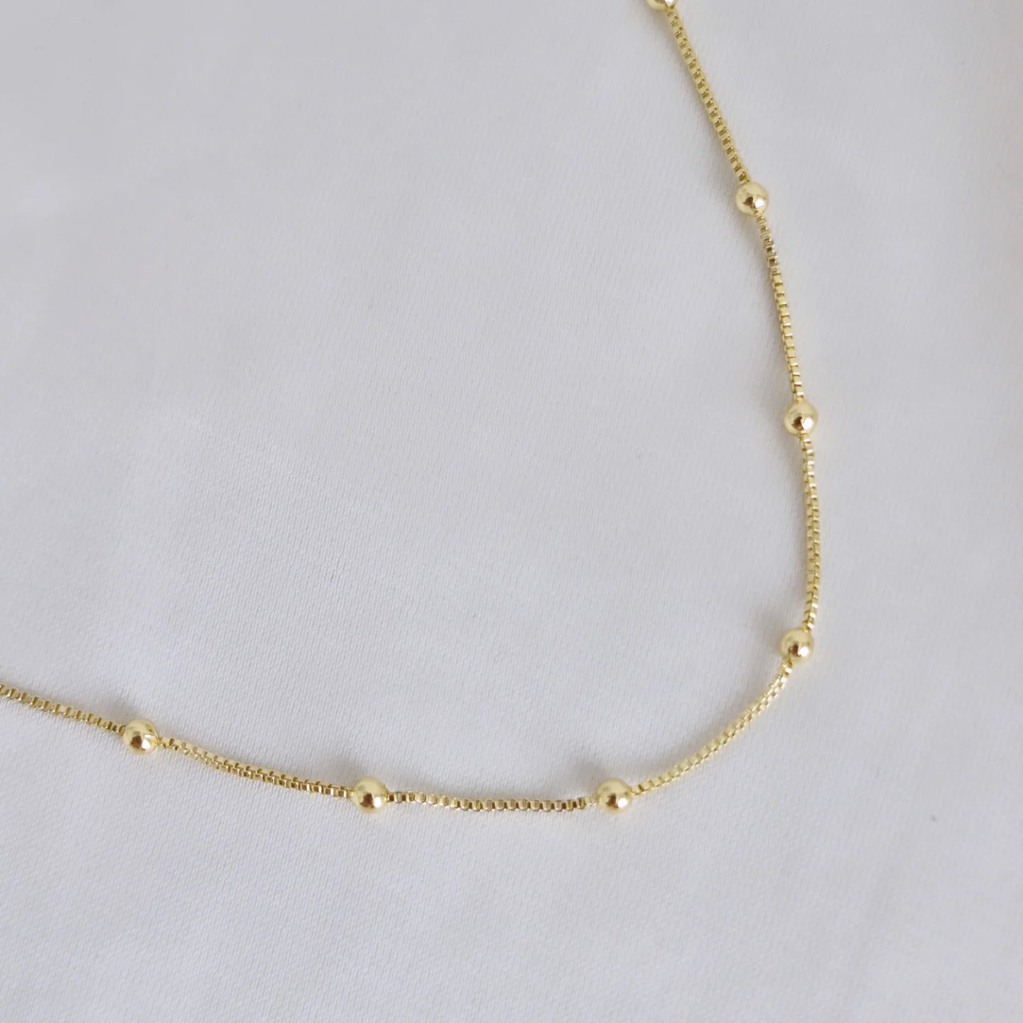 Collar veneciano bolitas